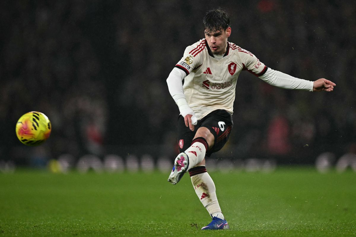 Arne Slot nem árulta el, hogy Kerkez Milos ott lesz-e a kezdőcsapatban