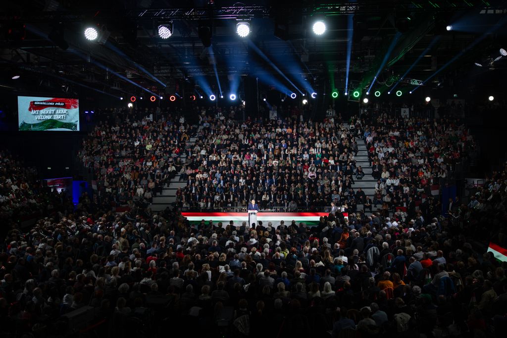 DPK Miskolc
Fidesz kampány
Orbán Viktor