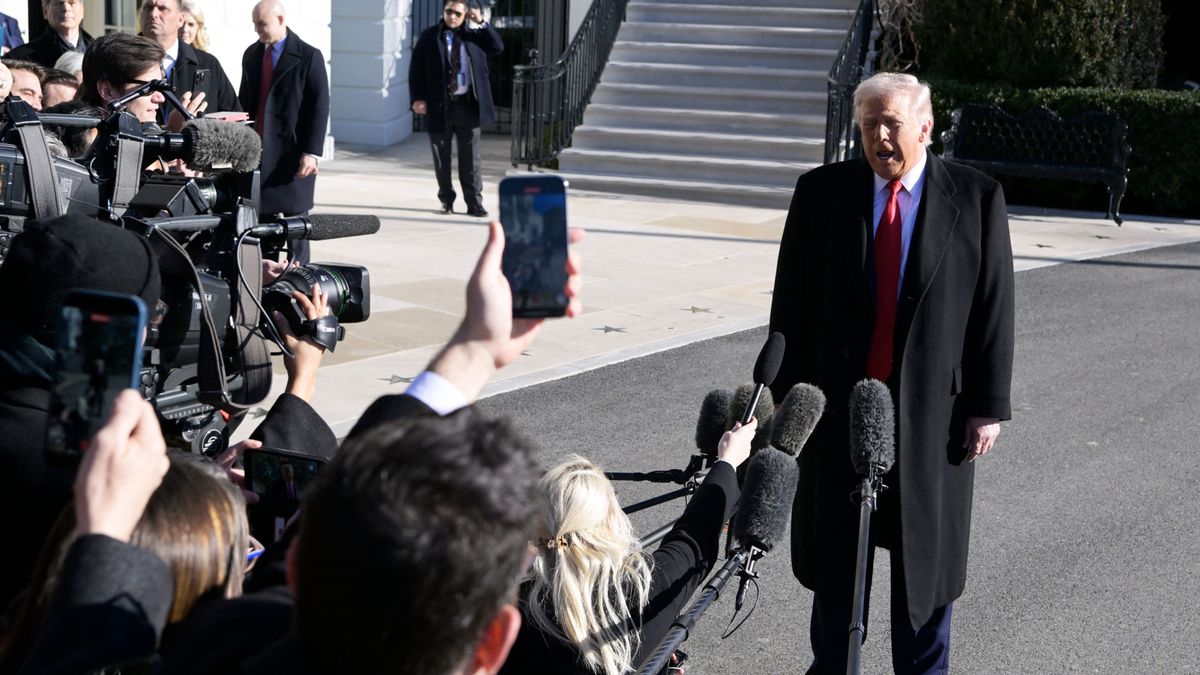 Trump hazaárulást kiált a demokraták kapcsán