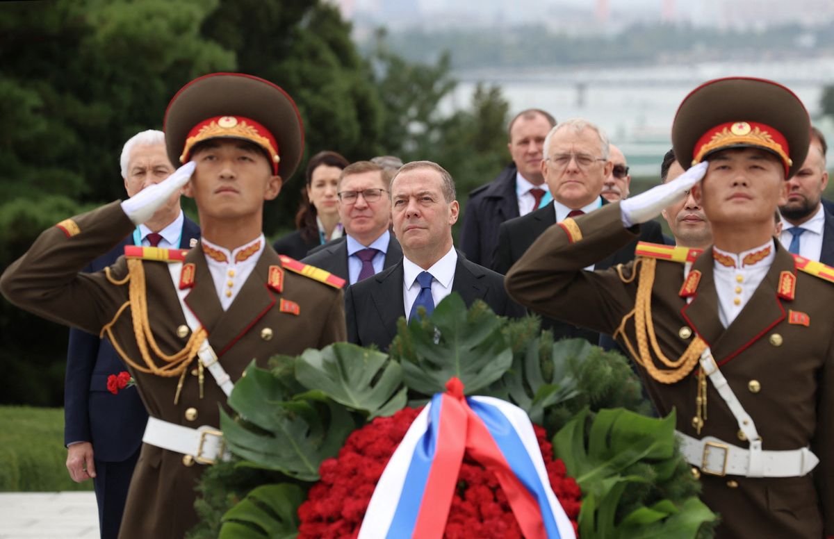 Medvegyev szerint Zelenszkij egy terroristát nevezett ki 