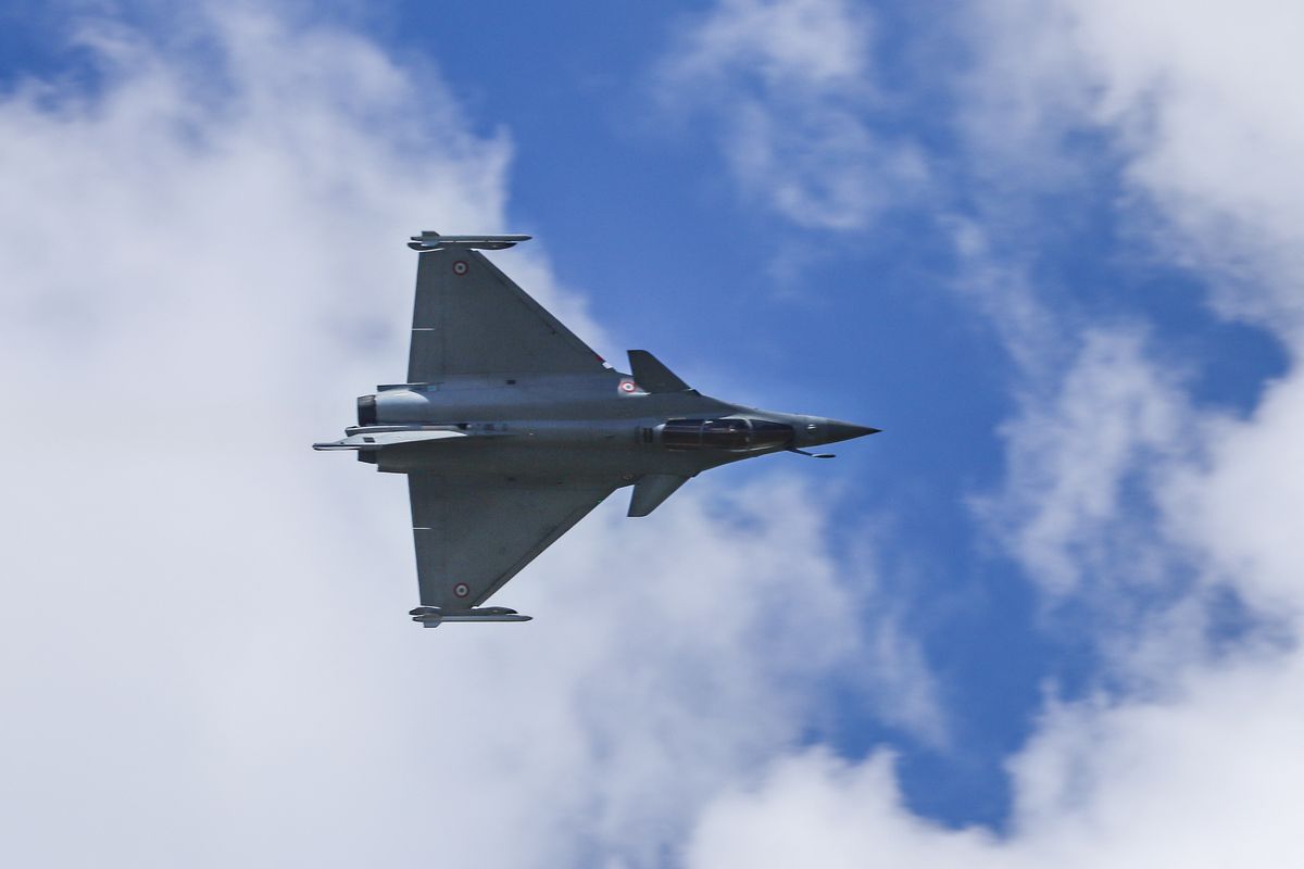 A robbanás feltehetőleg egy hangsebességet átlépő géptől származott