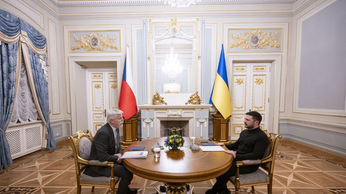 Zelenszkij nem kapja meg a cseh repülőket (Fotó: AFP)
