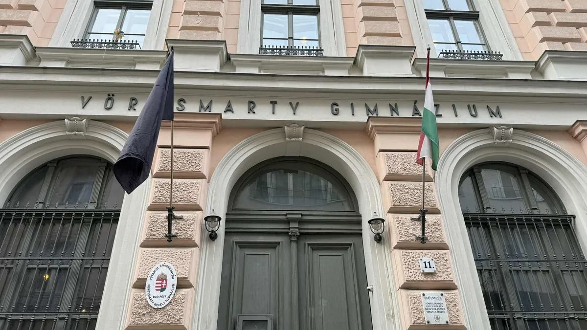 Egressy Mátyás iskolája kitűzte a fekete zászlót