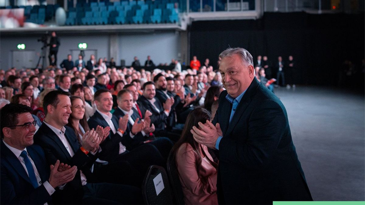 Orbán Viktor: Együtt a legvastagabb falon is átmegyünk + videó