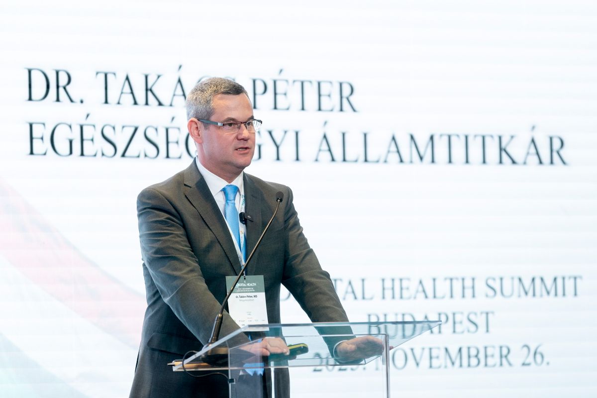 Budapest, 2025. november 26.
Takács Péter, a Belügyminisztérium egészségügyi államtitkára előadást tart a 6. Digital Health Summit szakmai konferencián a Danubius Hotel Heliában 2025. november 26-án.
MTI/Kocsis Zoltán