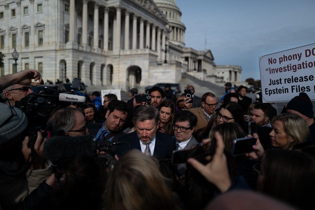 Az amerikai igazságügyi minisztérium az Epstein-ügy több millió oldalnyi iratát, valamint videók és képek ezreit hozta nyilvánosságra (Fotó: AFP)