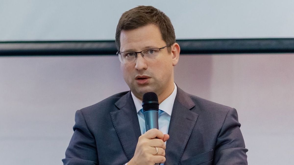 Gulyás Gergely: Szánalmas baloldali bohóckodás a Tisza védjegy-bejelentése