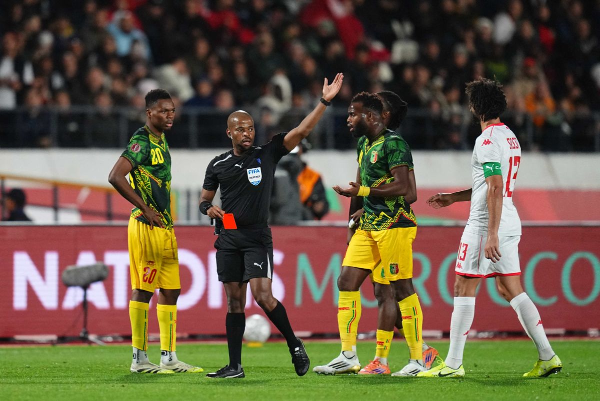 Ben Romdhane még a kispadról figyelte, hogy Tunézia emberelőnybe került Mali ellen, végül mégis kiesett a volt FTC-játékos csapata