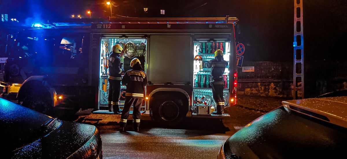 Budapest, Hungary January 17, 2024 - Icing of cars during abnormal weather conditions in Hungary, Hungarian emergency services workers prepare for their work