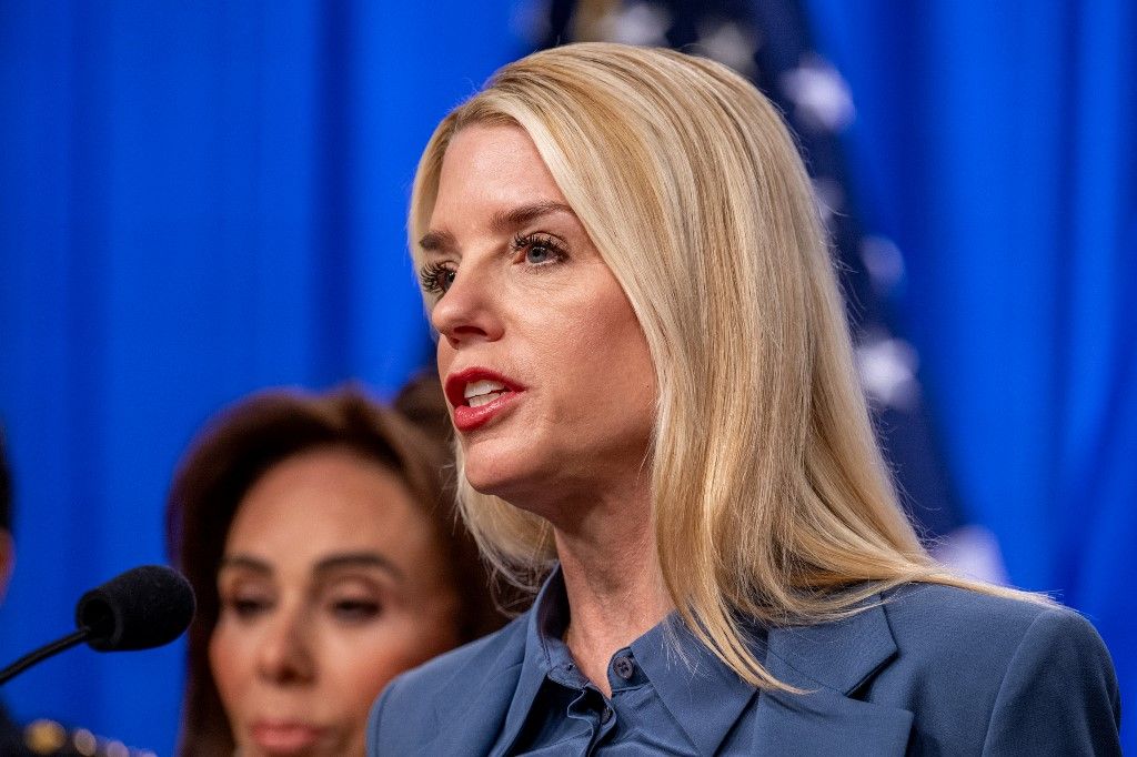 Pam Bondi megerősítette, hogy a Trump-kormányzat nem tűri a keresztények megfélemlítését