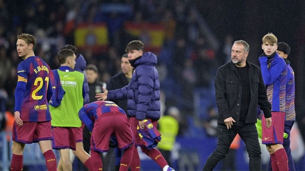 Lepatkányozták és kifütyülték a Barcelona hősét, Flick odaszúrt „Superman” miatt