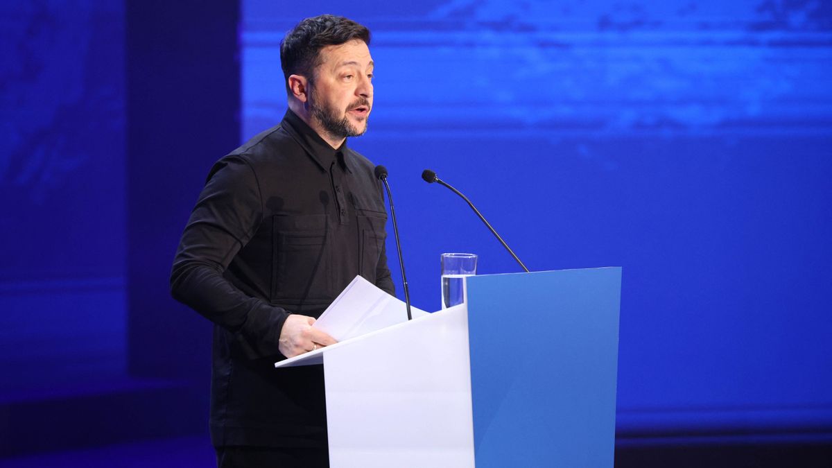 Zelenszkij inkább kihagyja a davosi találkozót