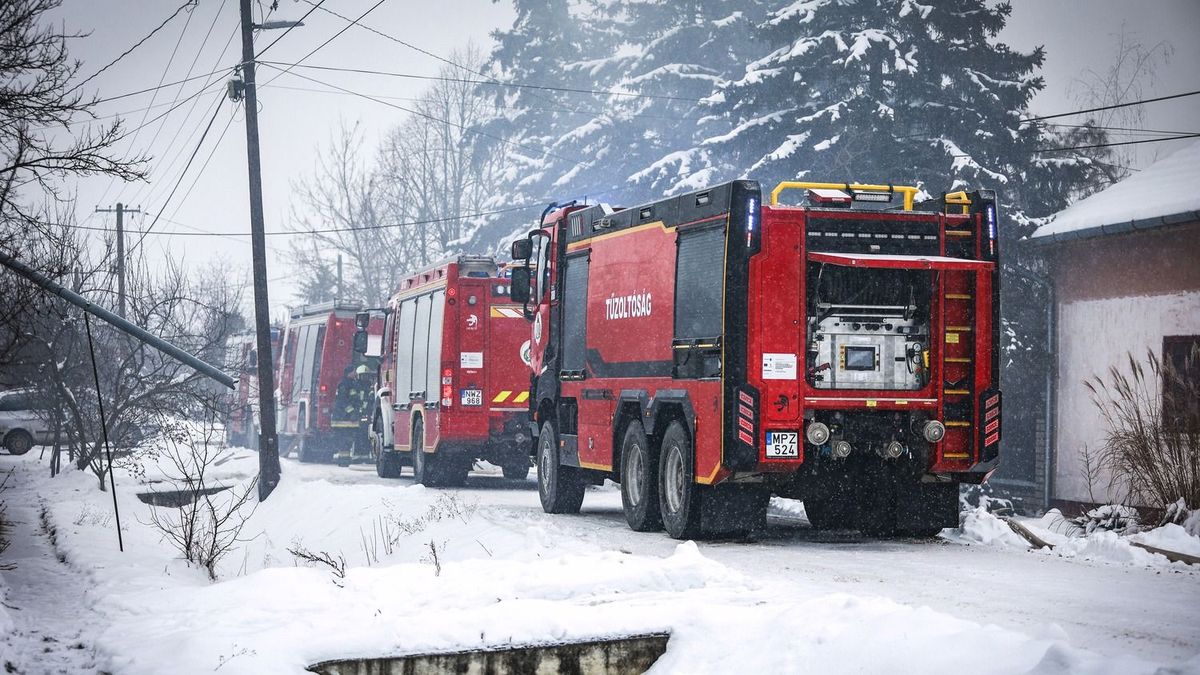 A rendkívüli időjárás miatt rengeteg riasztást kapnak a tűzoltók