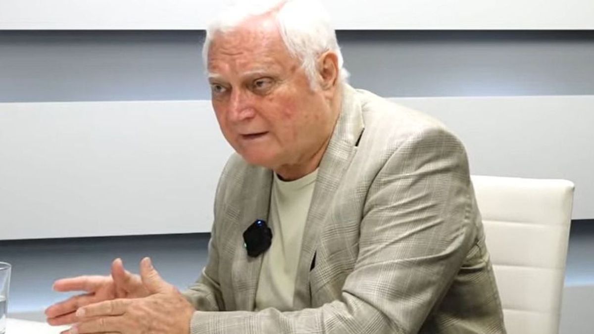 Magyar Péter tanácsadója szerint be kell engedni a migránsokat