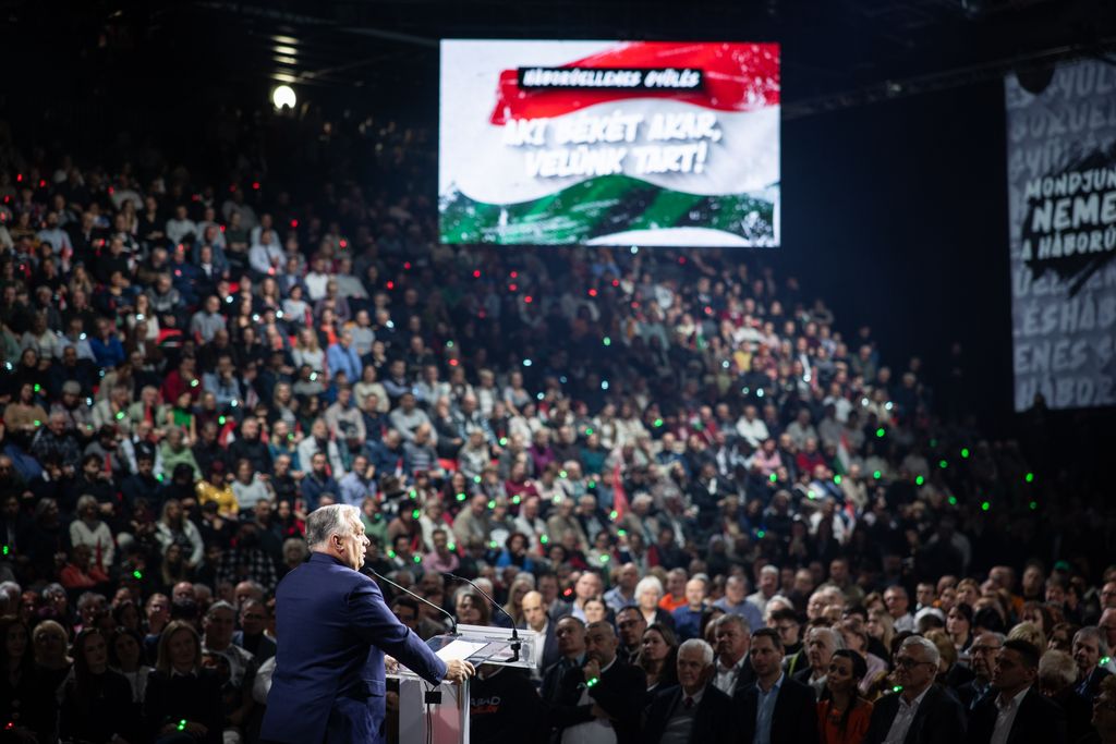 DPK Miskolc
Fidesz kampány
Orbán Viktor