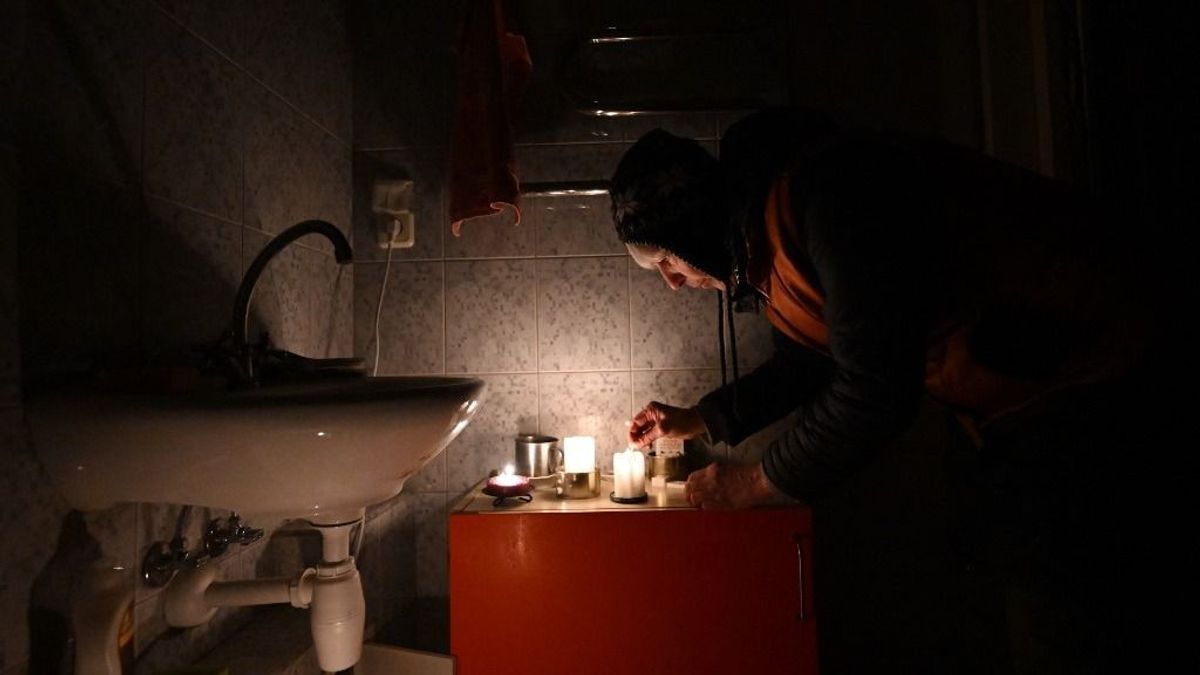 Drónok a városok felett, sötétség a lakásokban: Ukrajna az összeomlás szélén + videó