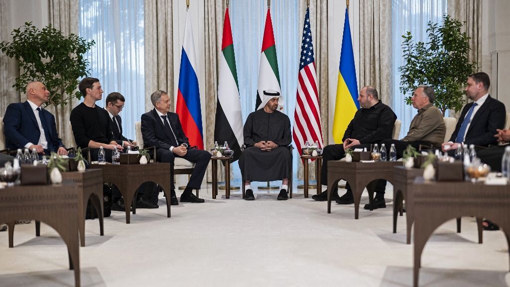 Trump hosszú távú megoldást akar az ukrajna háború rendezésére Fotó: - / UAE PRESIDENTIAL COURT