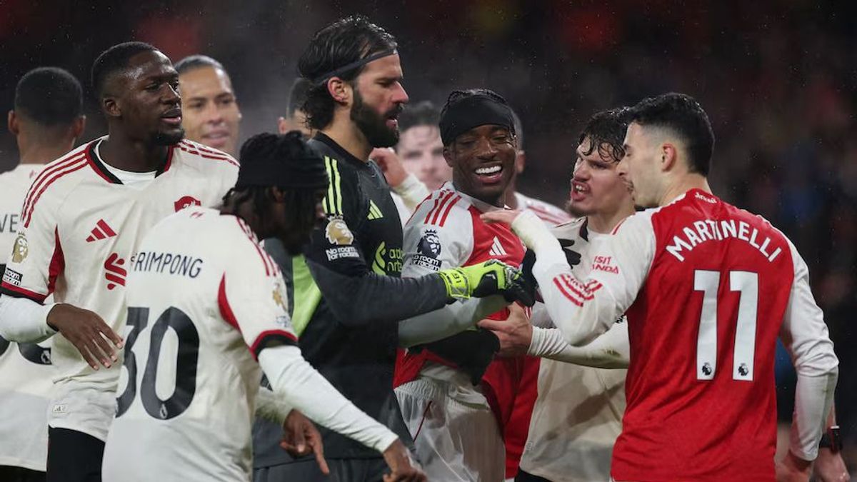 Ütik-vágják az Arsenal gyalázatosan viselkedő brazilját, aki bocsánatért esedezik