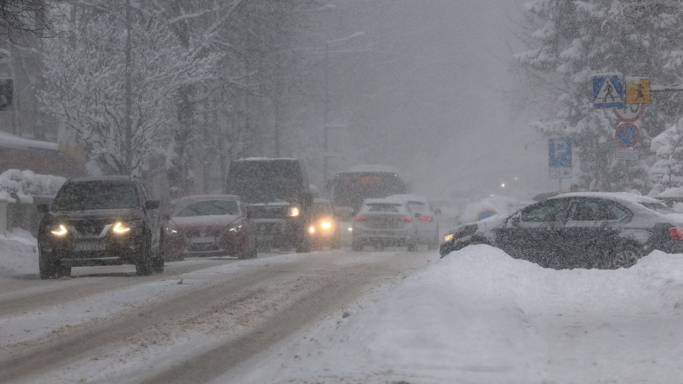 A hét elejétől fel kell készülniük a közlekedőknek: jön az ítéletidő