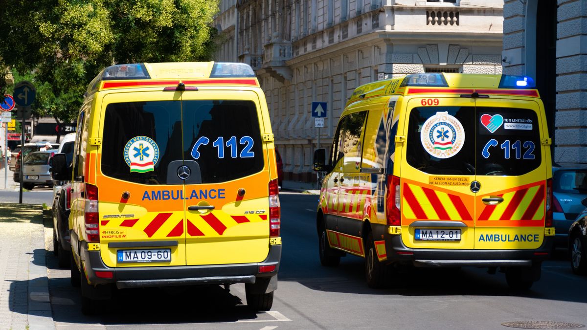 Takács Péter: A kormány 1160 mentőautót cserélt le az elmúlt években