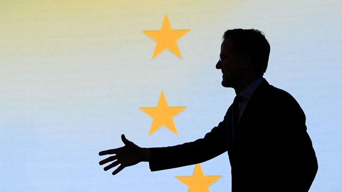 Szembe jött a valóság: Rutte már csak Ukrajna túléléséről beszél + videó