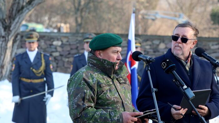 Megemlékezés a hejcei katasztrófa huszadik évfordulóján a Borsó-hegyen