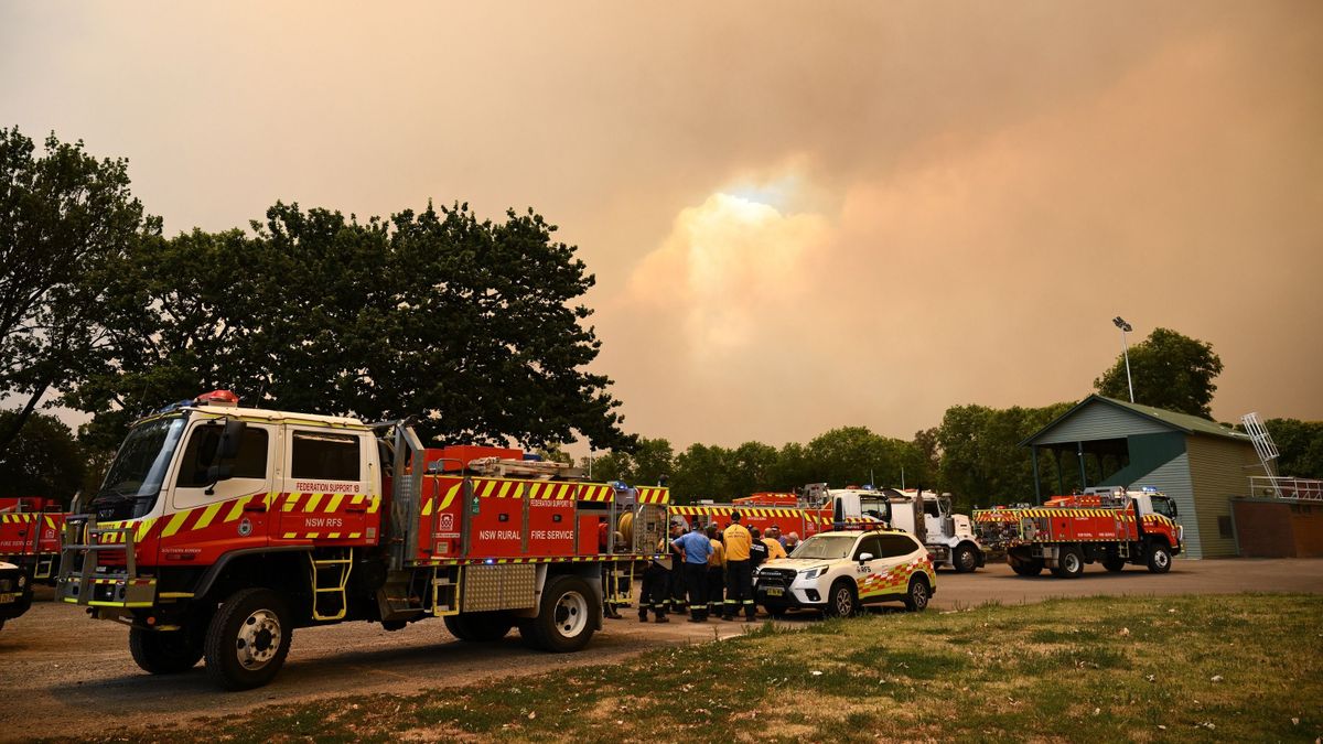 Ausztrál bozóttüzek: legalább 130 épület égett le, kihirdették a katasztrófahelyzetet