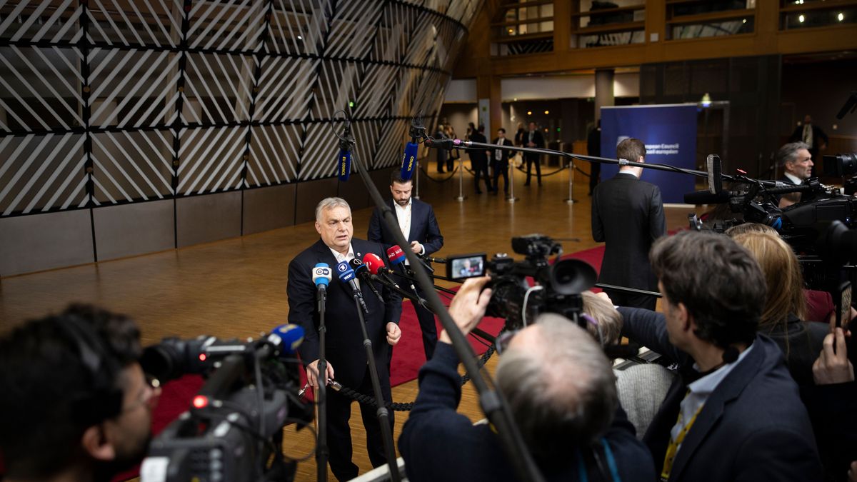 Orbán Viktor: Brüsszel önti a pénzt a háborúba, zavart okoz neki a Béketanács + videó