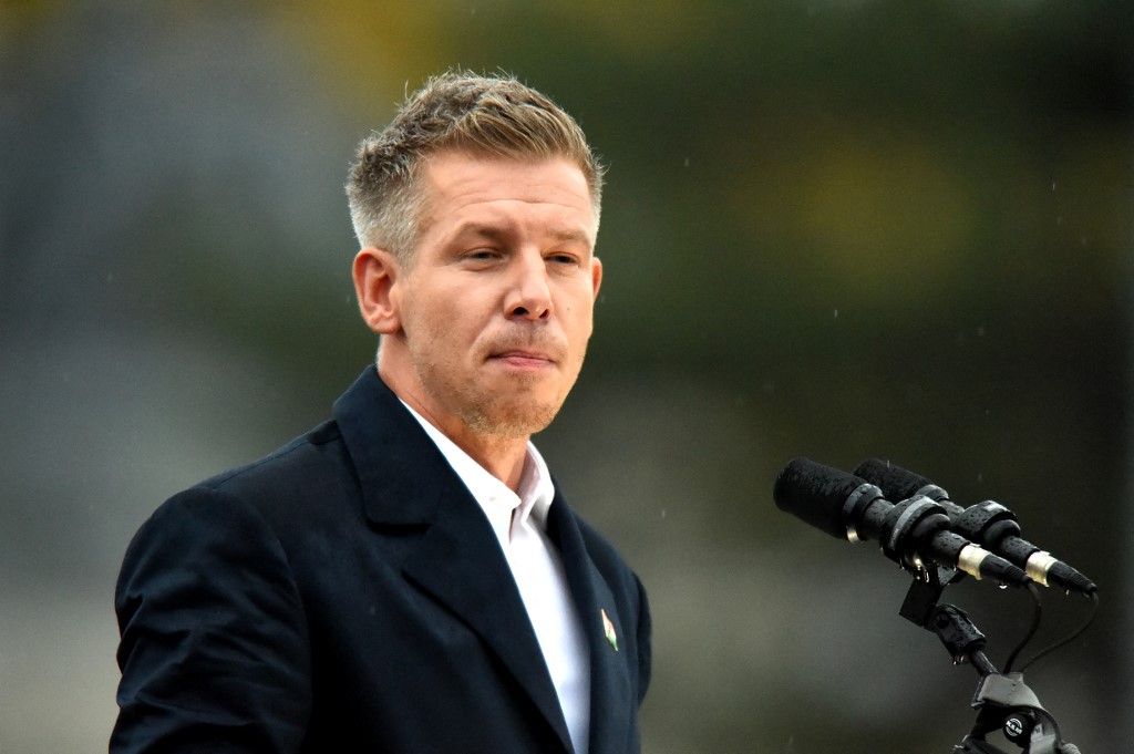 Peter Magyar, leader of the Tisza Party, speaks at the memorial of the Tisza Party on the 69th anniversary of the breakout of the Hungarian Revolution of 1965, in Budapest, Hungary, on October 23, 2025. (Photo by Balint Szentgallay/NurPhoto) (Photo by Balint Szentgallay / NurPhoto via AFP)