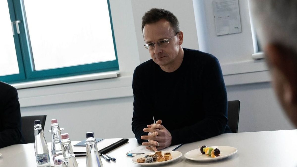 Magyarország ott ül az asztalnál az új világrend kialakulásánál