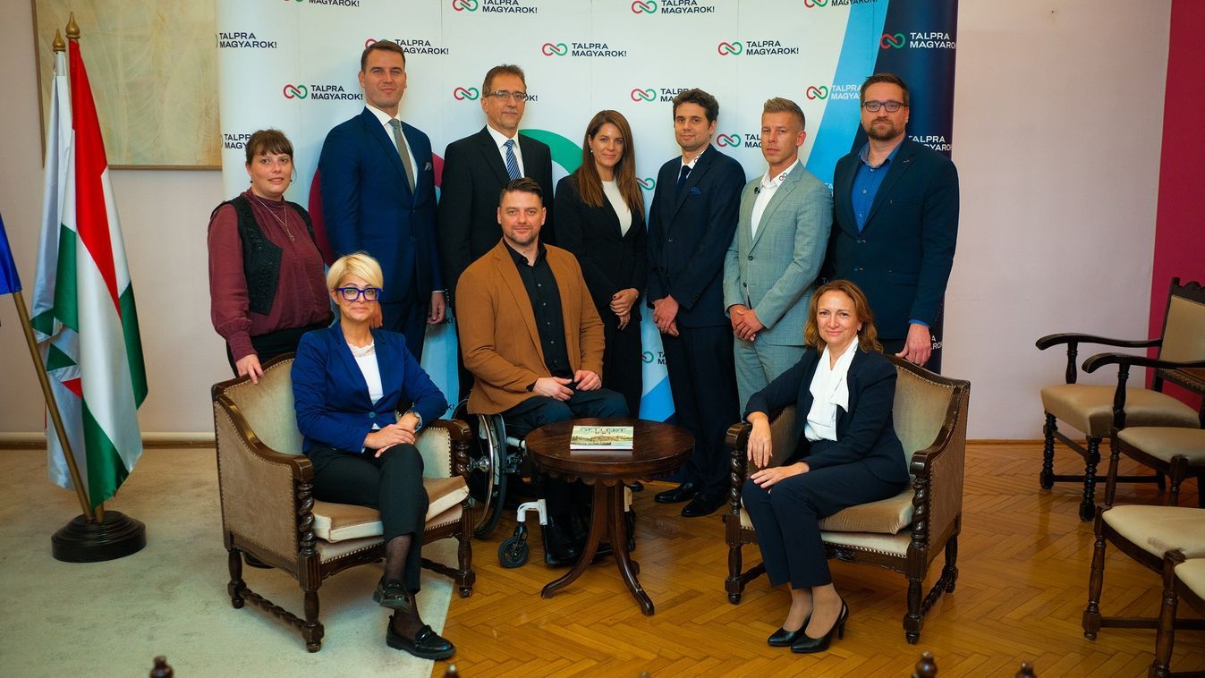 Magyar Péter fővárosi embereinek is van mit a tejbe aprítani Forrás: Facebook/ Tisza párt Budapest