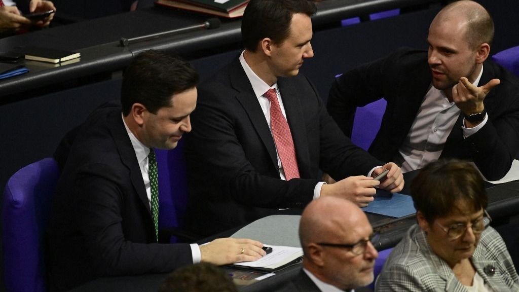 A CDU ifjúsági szervezete is beállt a sorkatonaság visszaállítása mögé