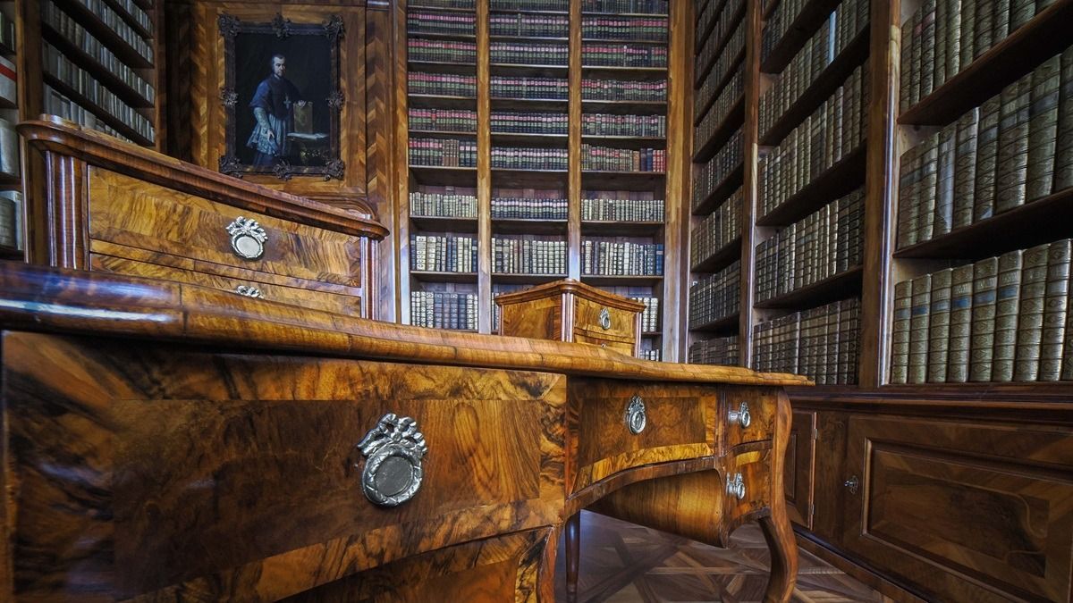 Különleges, 250 éves könyvtárszobát nyitnak meg a látogatók előtt Veszprémben