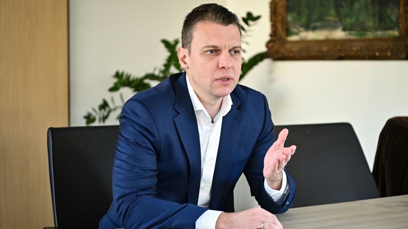 Menczer Tamás, a Fidesz kommunikációs igazgatója Forrás: KKM