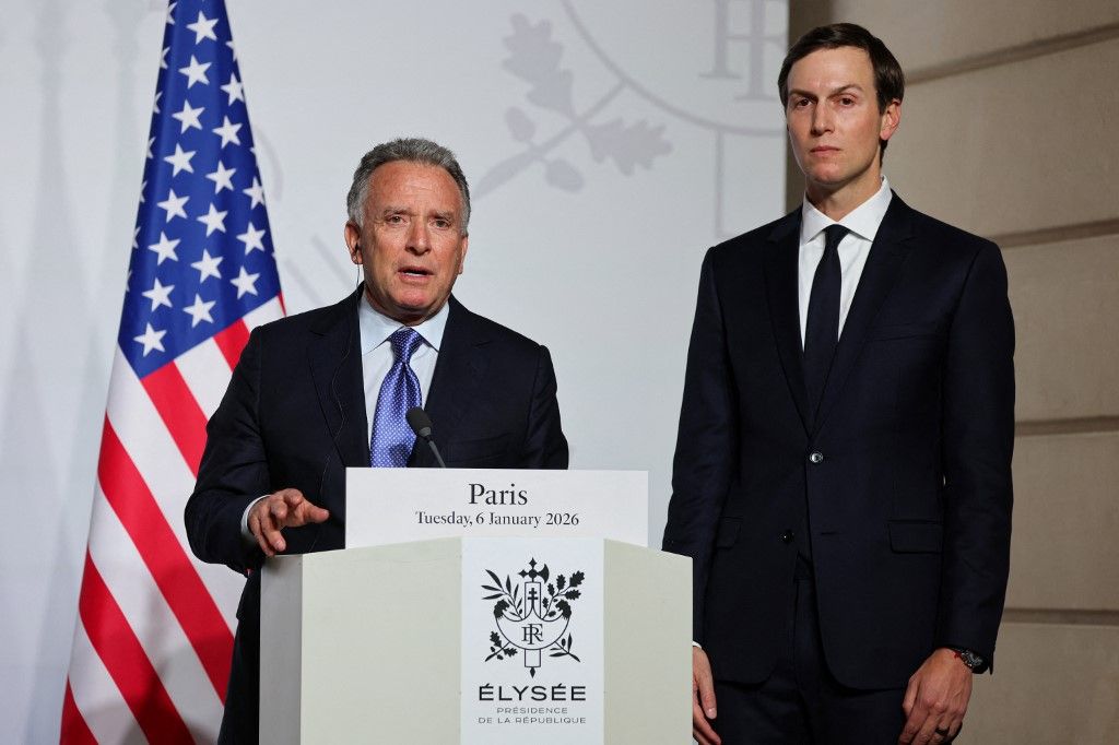 US Special Envoy Steve Witkoff (L) delivers a press conference flanked by US businessman Jared Kushner upon the signing of the declaration on deploying post-ceasefire force in Ukraine during the Coalition of the Willing summit on security guarantees for Ukraine, at the Elysee Palace in Paris on January 6, 2026. The summit of the group of Ukraine supporters dubbed the "Coalition of the Willing" is the latest of several meetings planned for the new year as diplomatic efforts to end Europe's deadliest conflict since World War II have gained pace in recent weeks. (Photo by Ludovic MARIN / POOL / AFP)