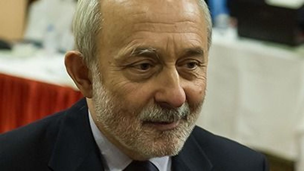 Csillag Istvánhoz sokaknak lenne pár p betűs szava