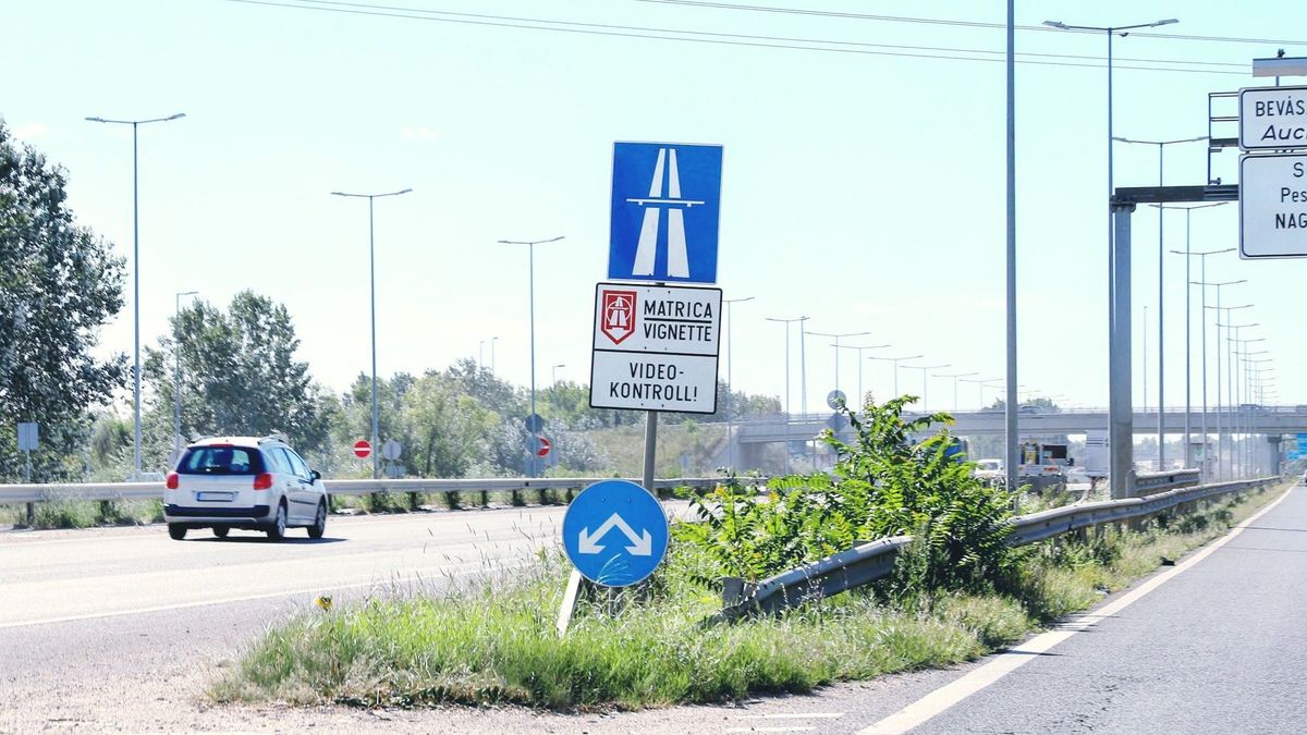 Két nap múlva lejárnak a tavalyi éves autópálya-matricák