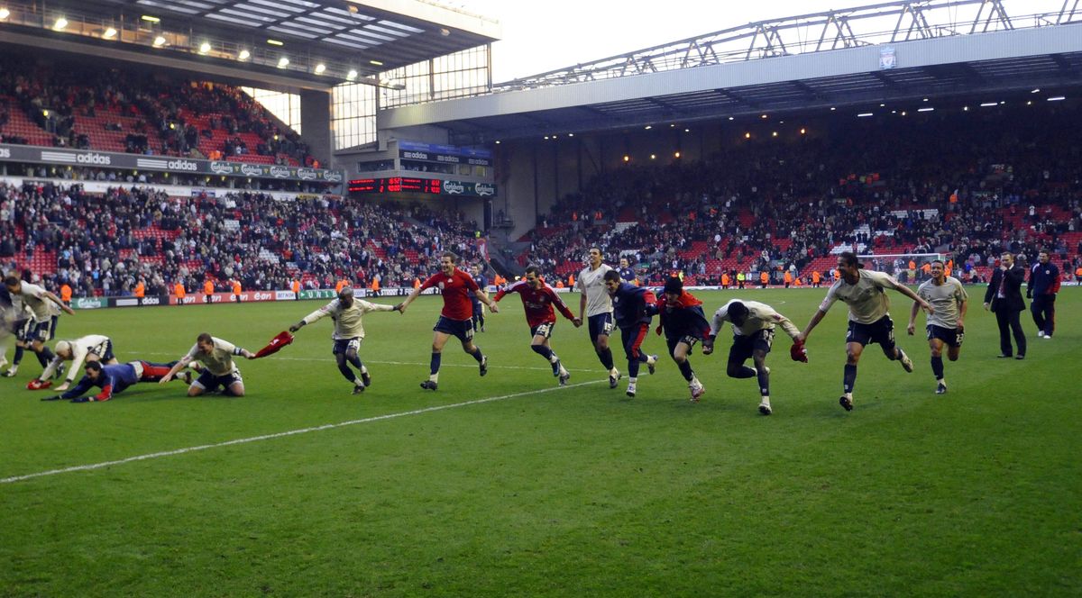A Liverpool 2008-ban az Anfielden égett meg az FA-kupában a Barnsley ellen, amelyben Ferenczi István is játszott