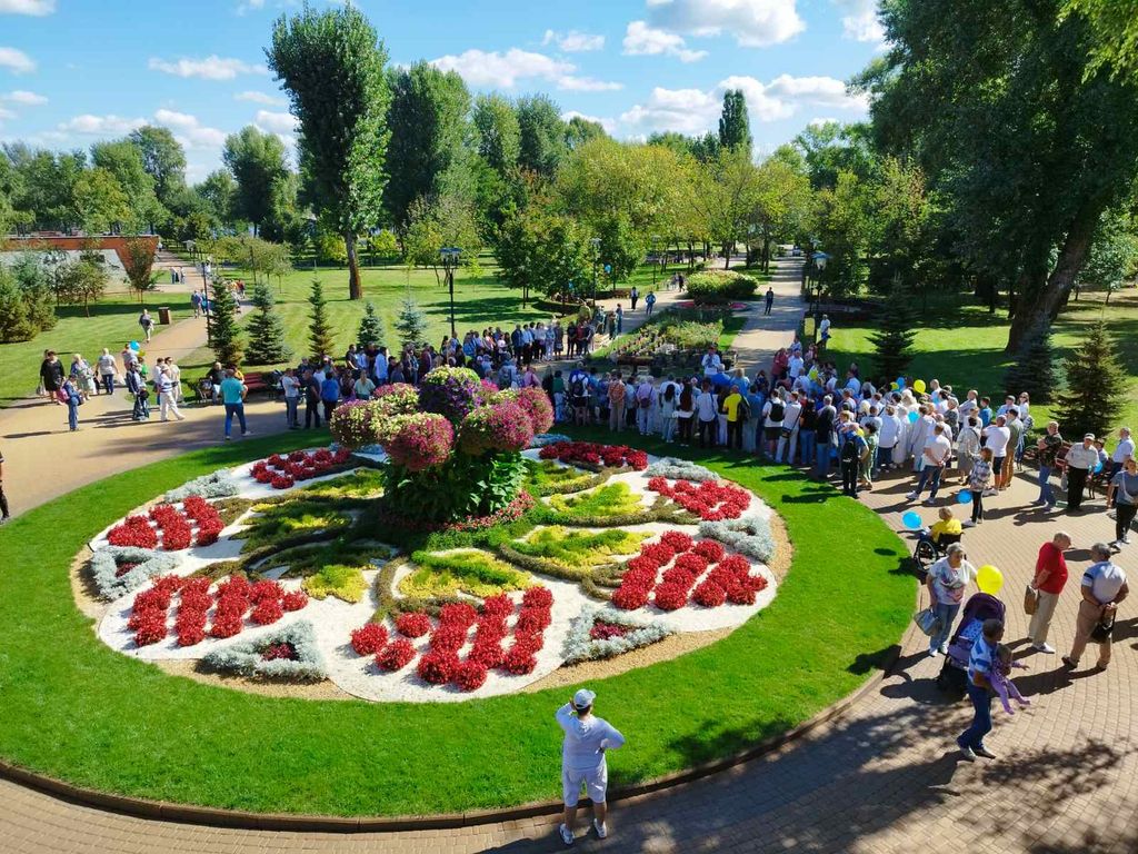Bakhmut főtere a háború előtt