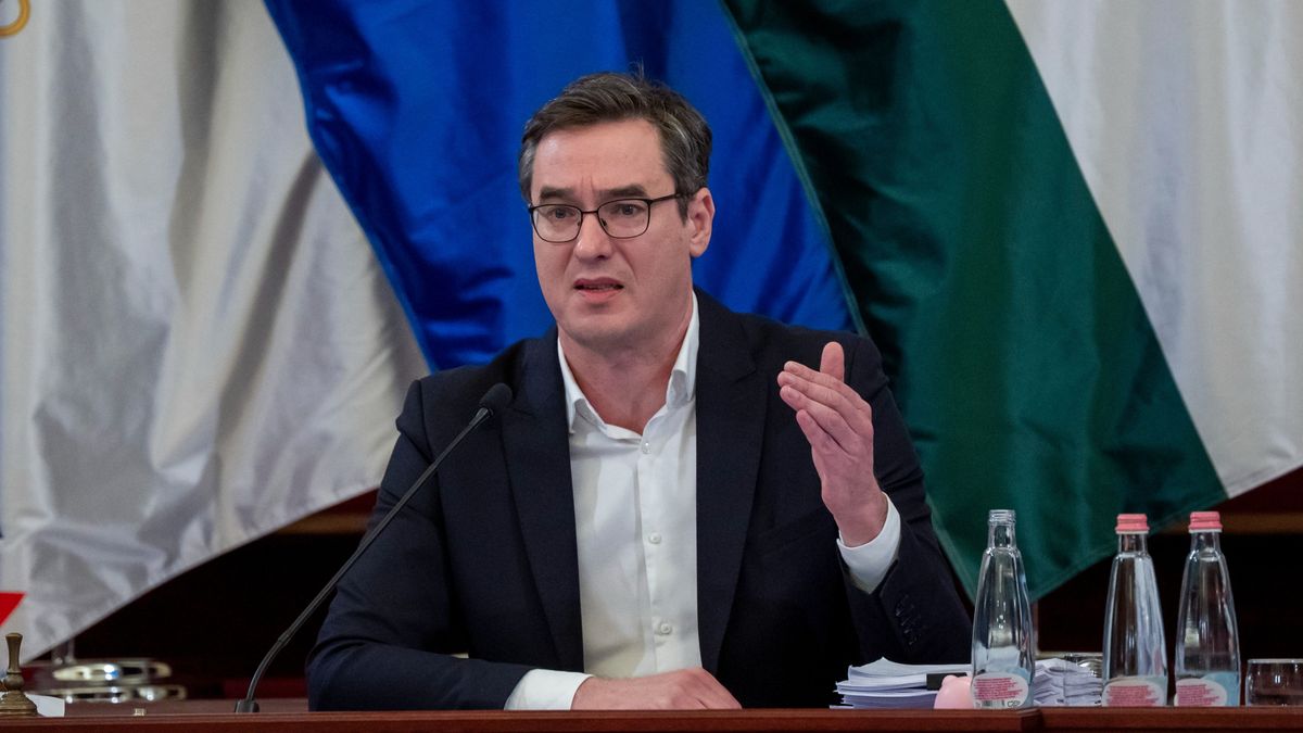 Budapest, 2025. december 17.
Karácsony Gergely főpolgármester a Fővárosi Közgyűlés ülésén a Városháza dísztermében 2025. december 17-én.
MTI/Balogh Zoltán