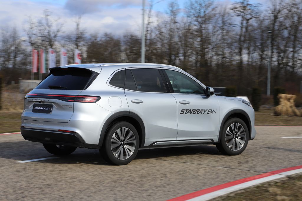Geely E5 és Starray EM-i bemutató