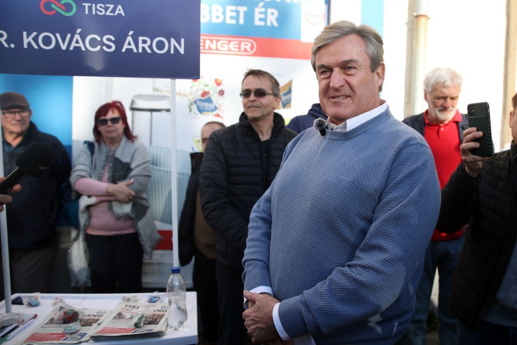 Kapitány István Pécsen