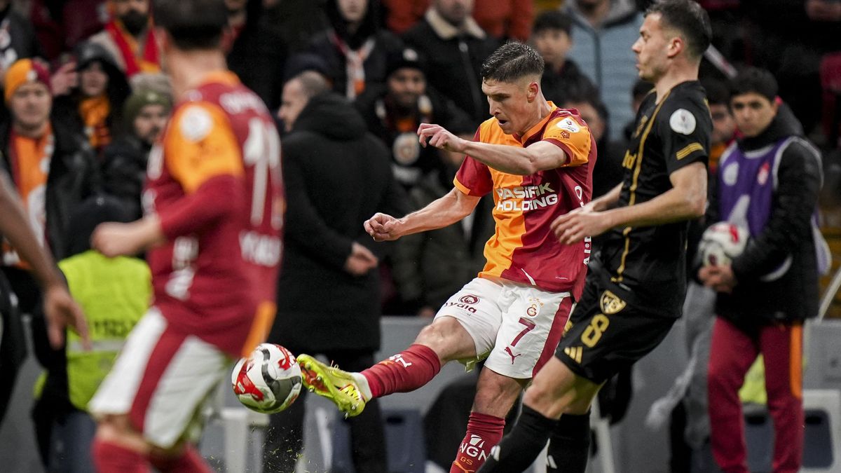 Sallai Roland a Liverpoolban? A játékos maga reagált az elhíresült pletykára