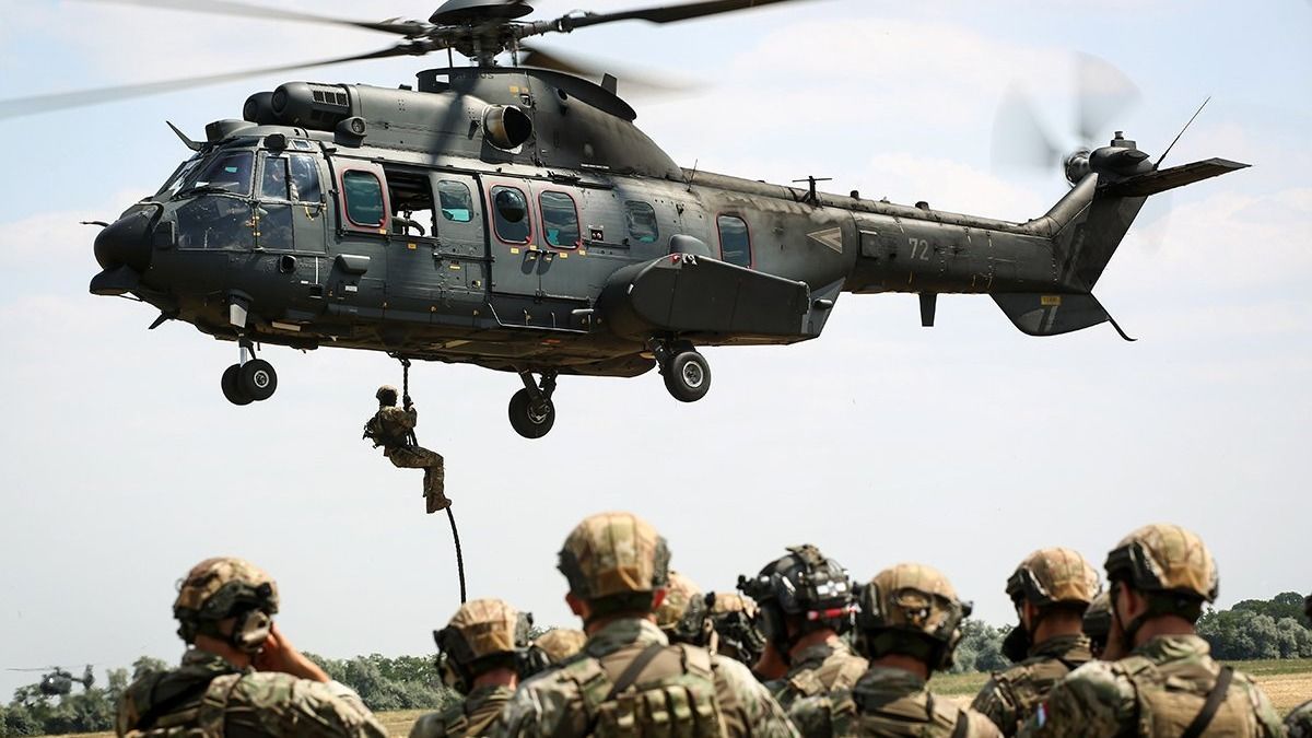 Előre a jövőbe: maga mögött hagyta a Kádár-korszak örökségét a honvédség