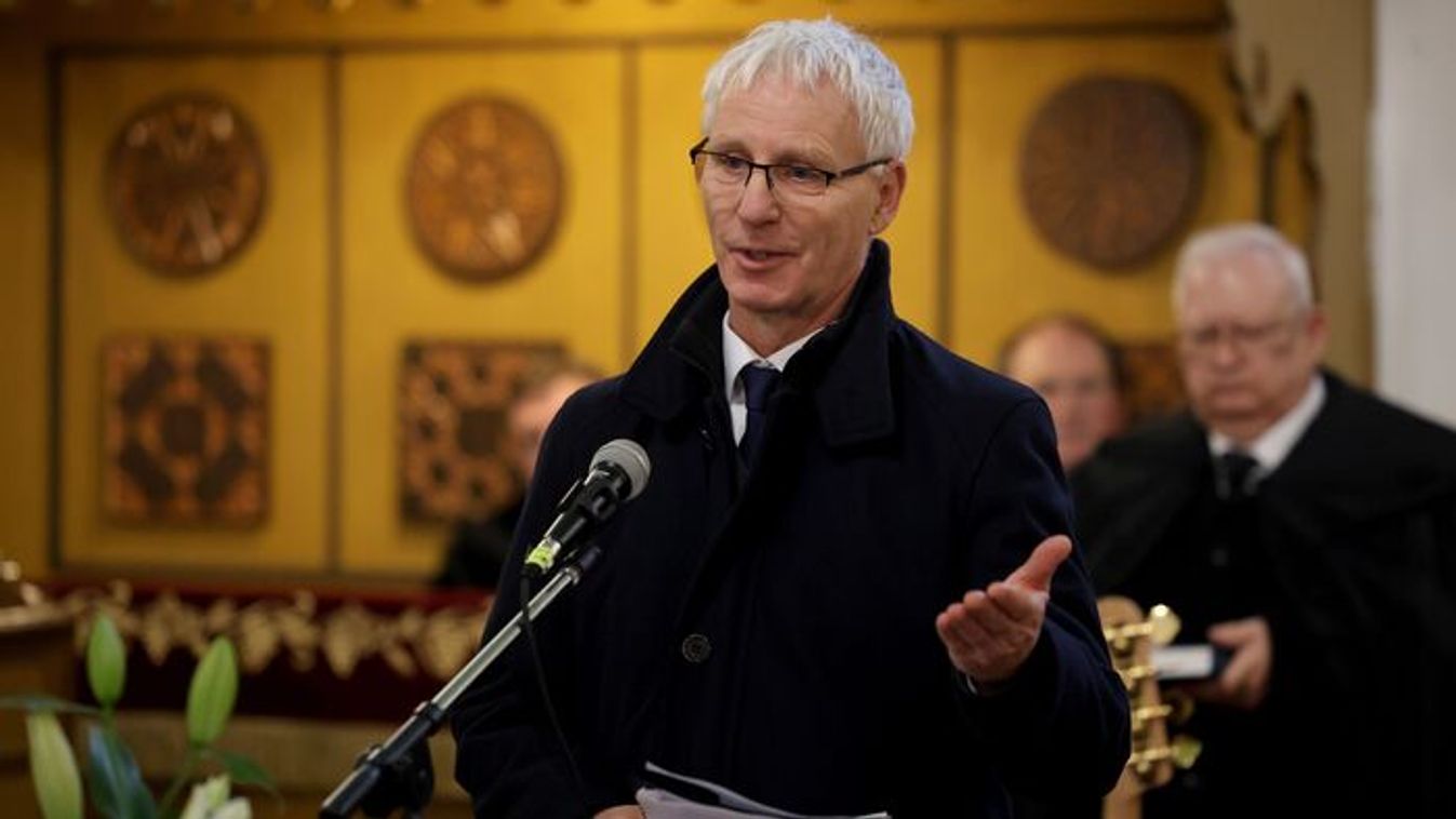 Miklos Soltesz, State Secretary for Relations with the Church and Ethnic Communities at the Prime Minister’s Office, delivers a speech at the inauguration of Hejocsaba's renovated Reformed church in Miskolc on February 1, 2026 (Source: MTI/Janos Vajda)