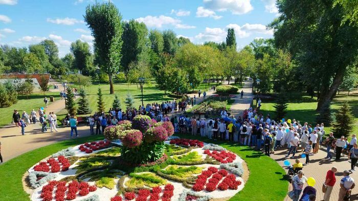 Bakhmut főtere a háború előtt