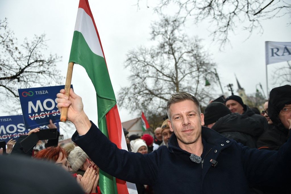 Peter Magyar, leader of the Tisza party, greets supporters during a campaign rally in Pecel, Hungary, on February 22, 2026. The campaign for the 2026 Hungarian general election kicks off yesterday. The rally comes as Peter Magyar begins a national campaign trail, planning to visit all electoral districts until the elections. (Photo by Balint Szentgallay/NurPhoto) (Photo by Balint Szentgallay / NurPhoto via AFP)