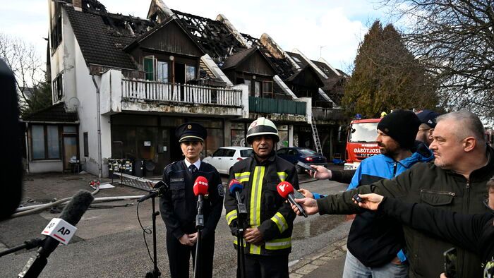 Robbanás okozhatta a halálos háztüzet a kétszintes épületben Budakeszin