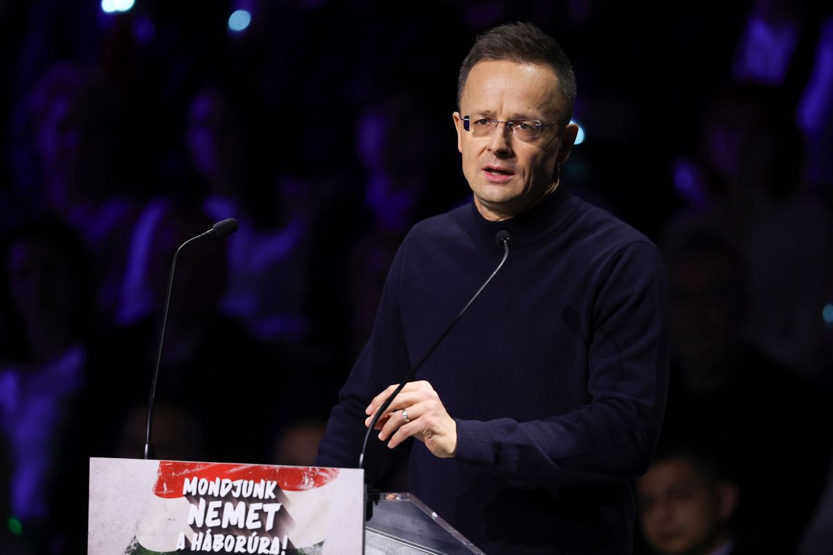 DPK Szombathely
Fidesz kampány
Szijjártó Péter