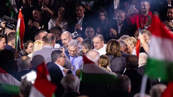 DPK Esztergom
Fidesz kampány
Orbán Viktor